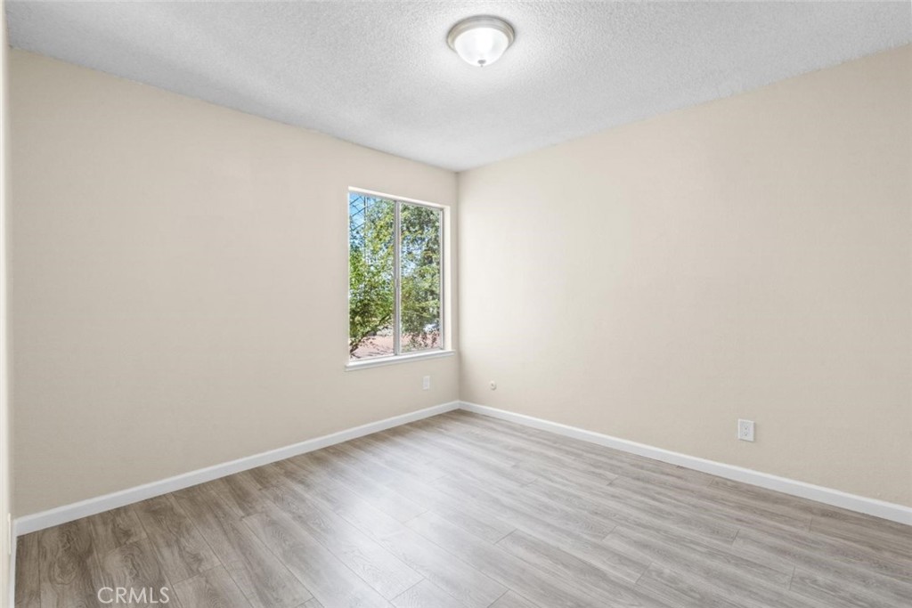 1550 W Ashlan, Fresno, CA 93705