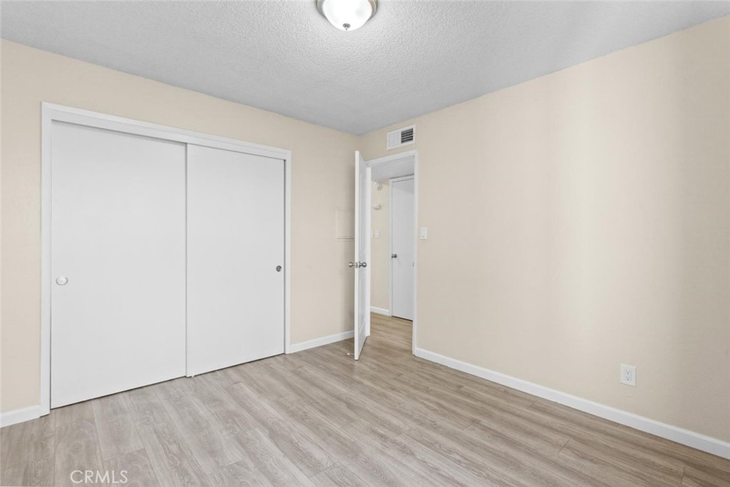 1550 W Ashlan, Fresno, CA 93705