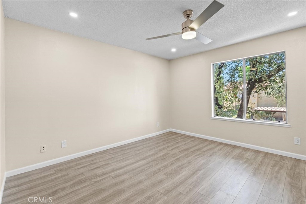 1550 W Ashlan, Fresno, CA 93705
