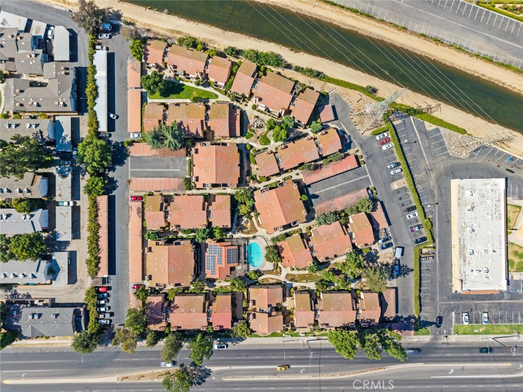 1550 W Ashlan, Fresno, CA 93705