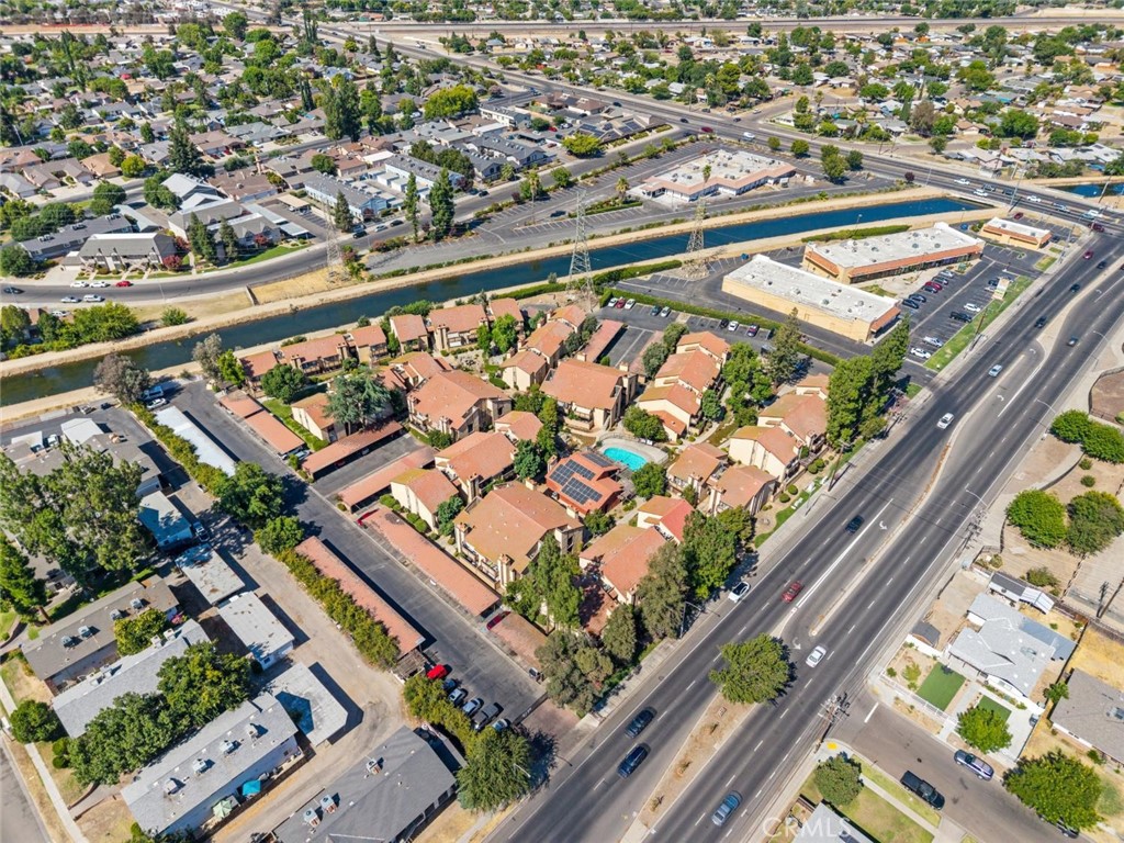 1550 W Ashlan, Fresno, CA 93705