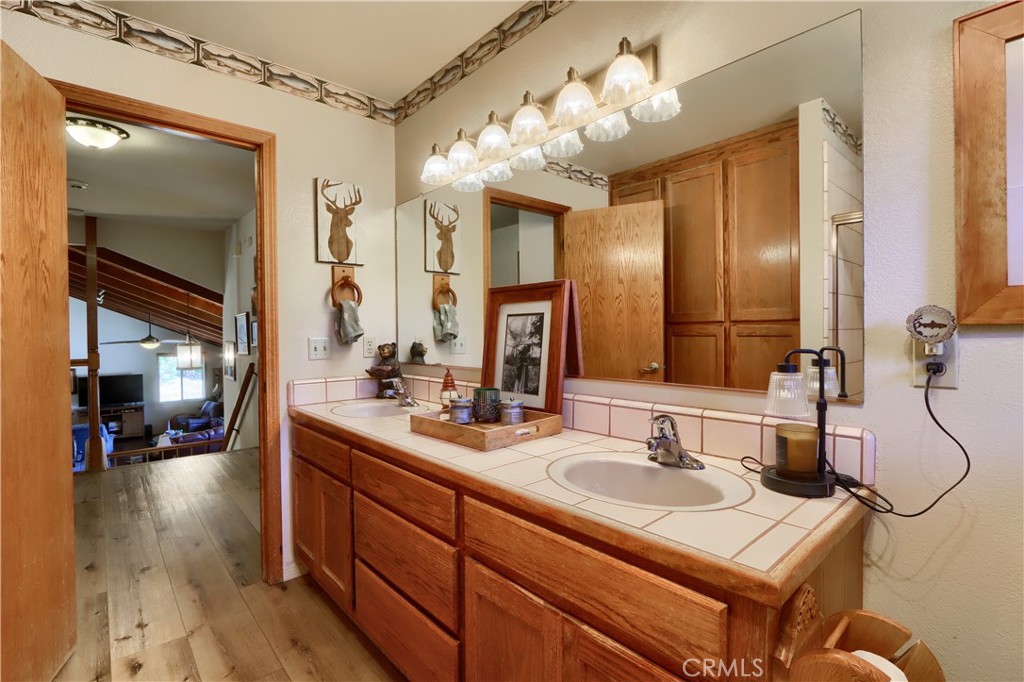 36870 Mudge Ranch Rd, Coarsegold, CA 93614