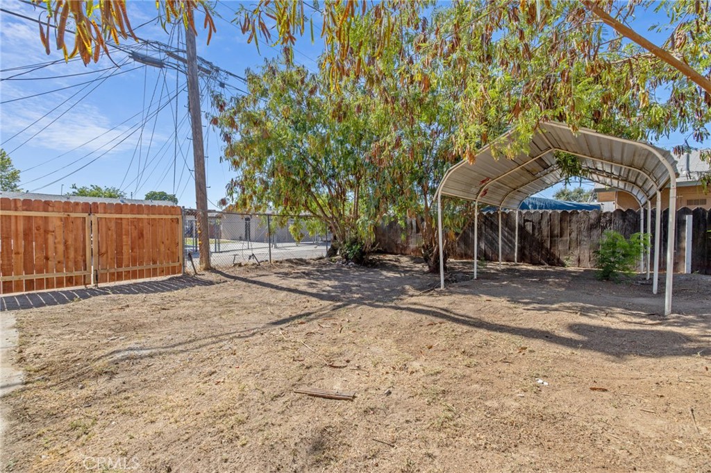 2640 S 11th St, Fresno, CA 93725
