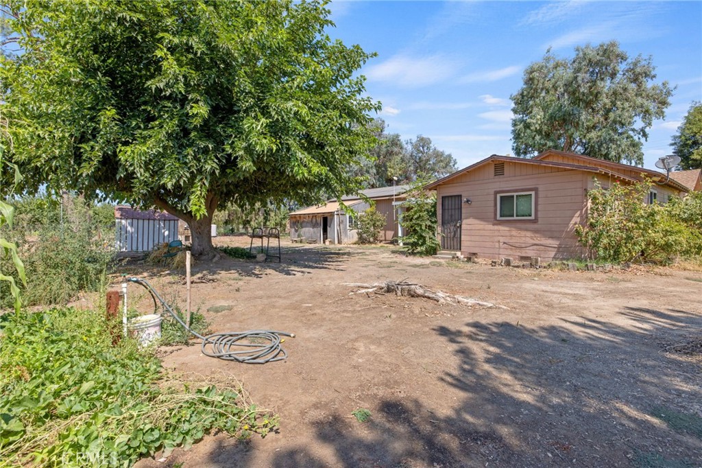 16565 Lacey Blvd, Lemoore, CA 93245