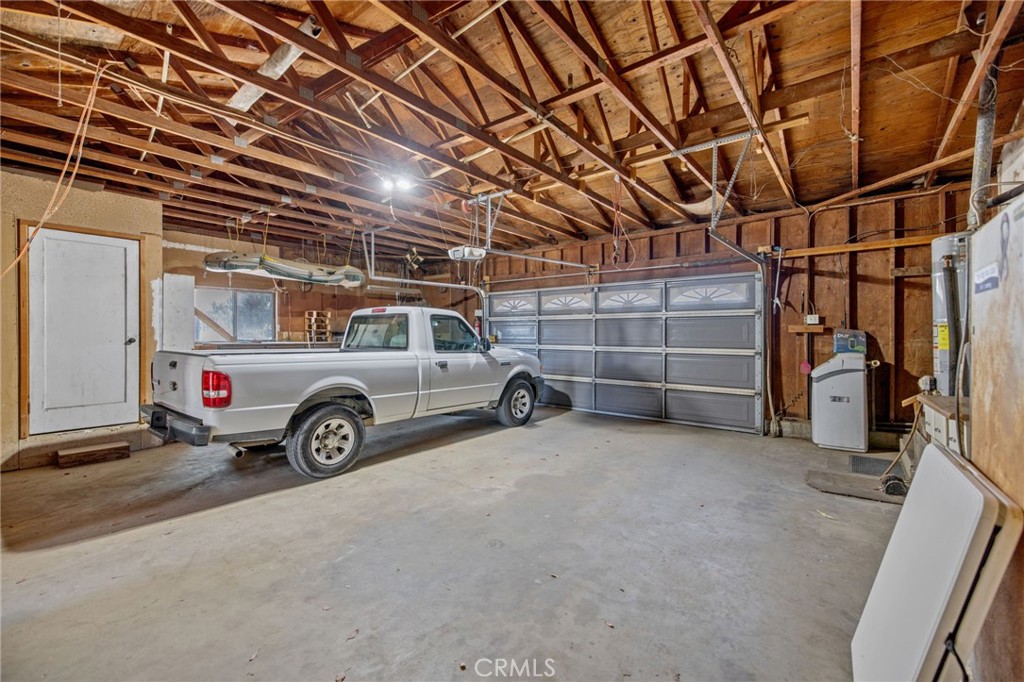 16565 Lacey Blvd, Lemoore, CA 93245