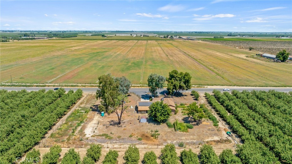 16565 Lacey Blvd, Lemoore, CA 93245