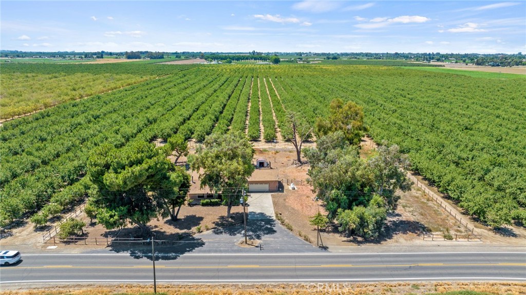 16565 Lacey Blvd, Lemoore, CA 93245
