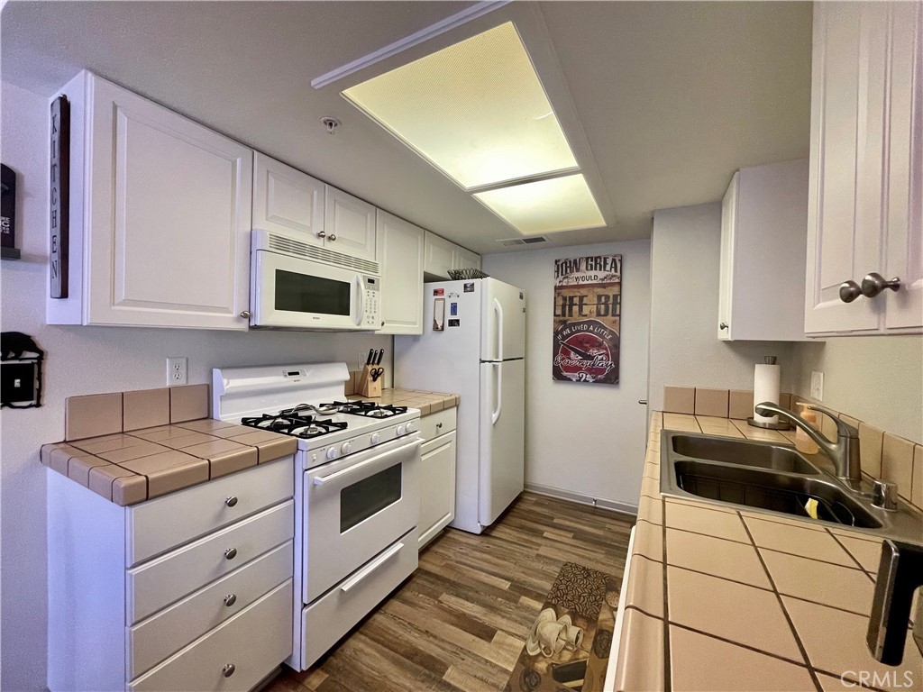 40501 Road 222 #103, Bass Lake, CA 93604