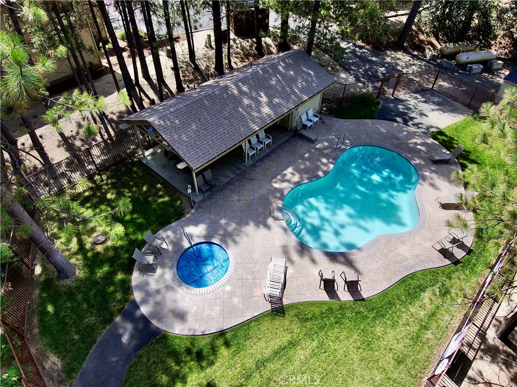 40501 Road 222 #103, Bass Lake, CA 93604