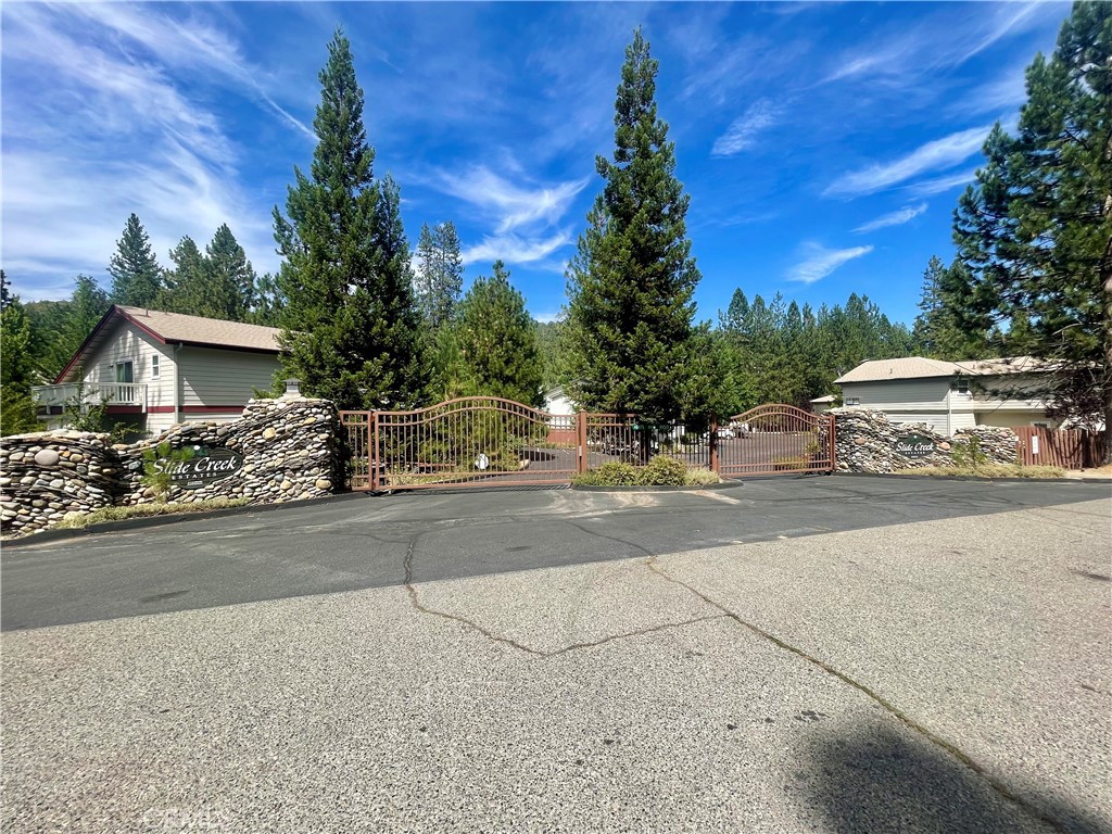 40501 Road 222 #103, Bass Lake, CA 93604