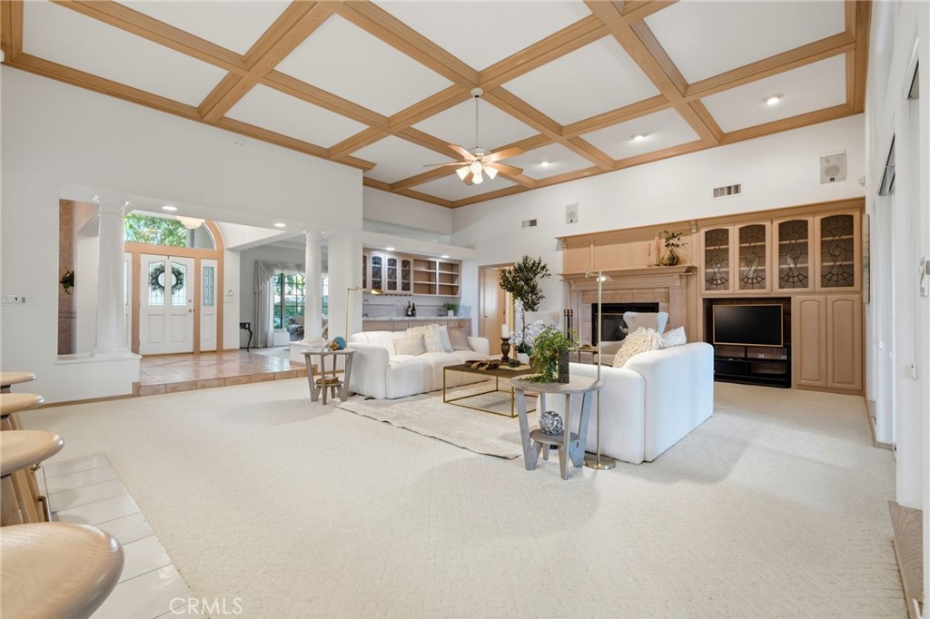 3403 E Vassar Ct, Visalia, CA 93292