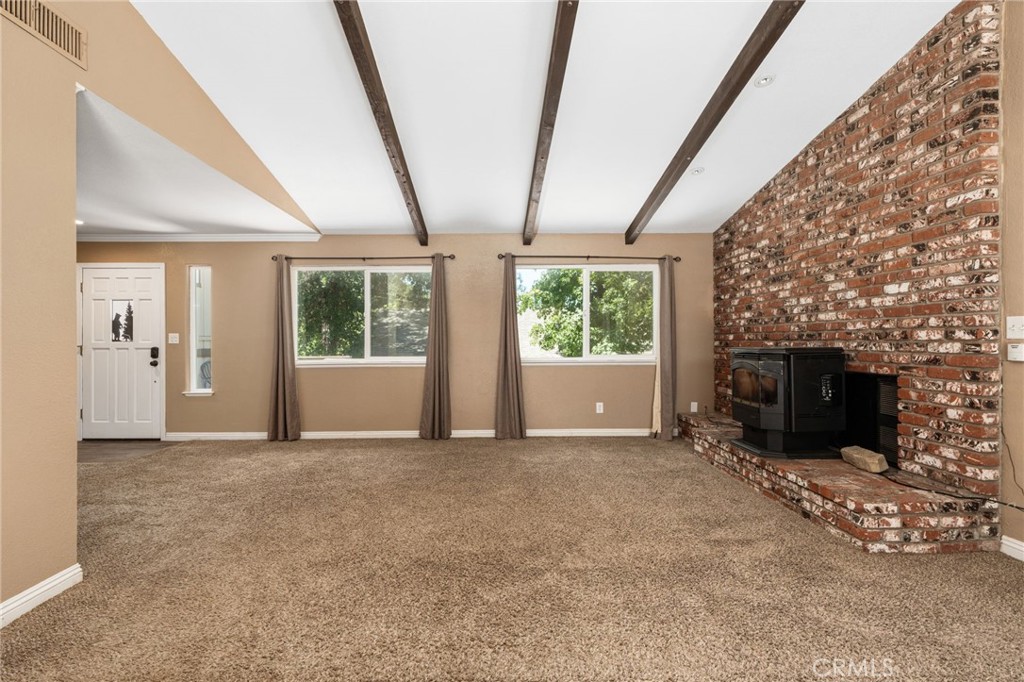 39749 Pine Ridge Road, Oakhurst, CA 93644