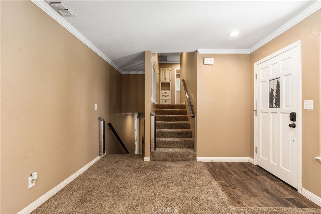 39749 Pine Ridge Road, Oakhurst, CA 93644
