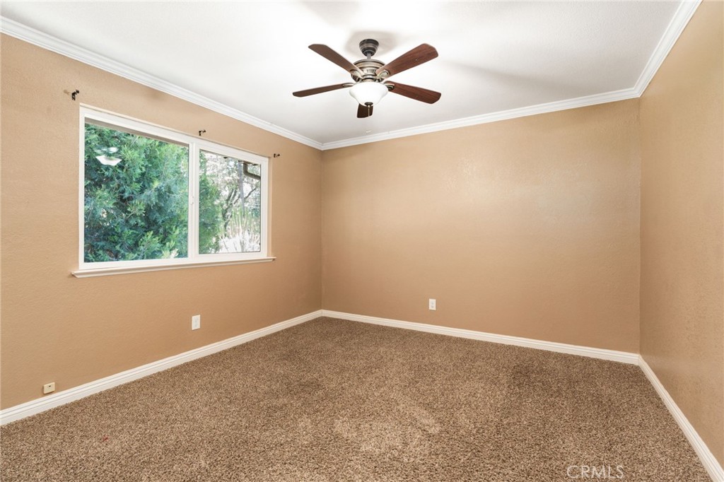 39749 Pine Ridge Road, Oakhurst, CA 93644