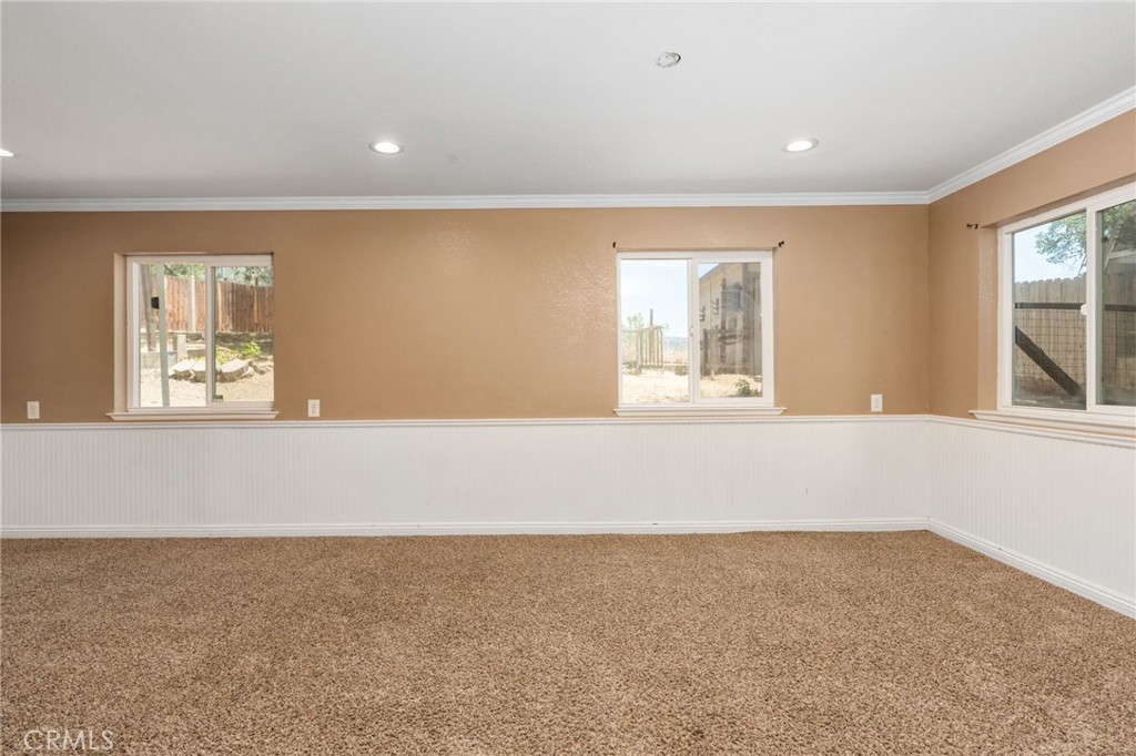 39749 Pine Ridge Road, Oakhurst, CA 93644