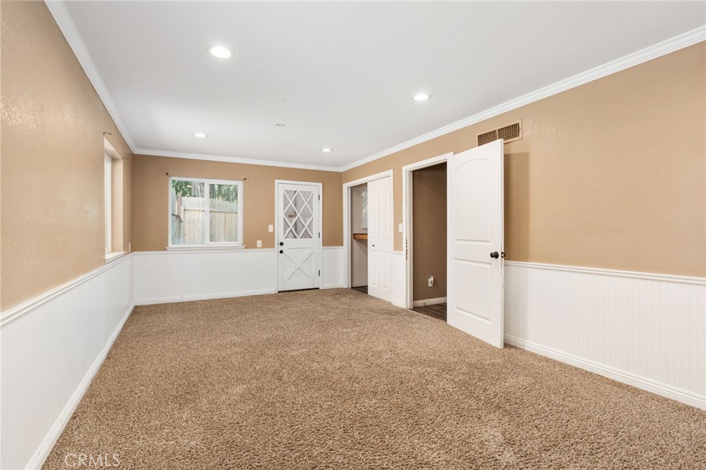 39749 Pine Ridge Road, Oakhurst, CA 93644