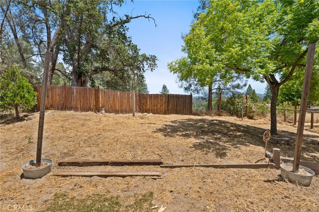 39749 Pine Ridge Road, Oakhurst, CA 93644