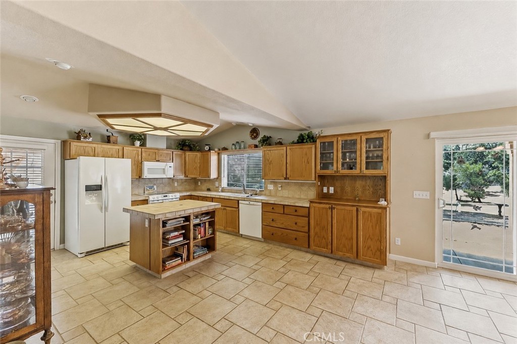 34088 Deer Springs, North Fork, CA 93643