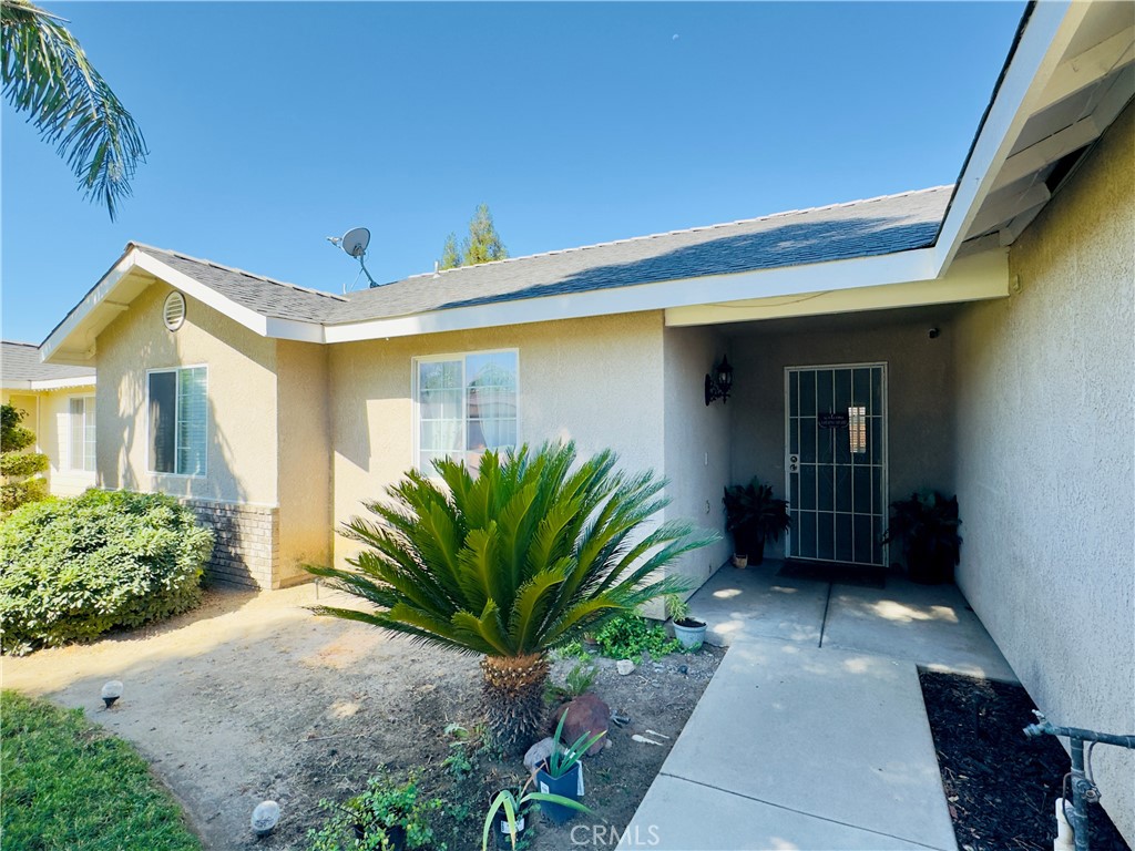 1009 S Elverta St, Visalia, CA 93292