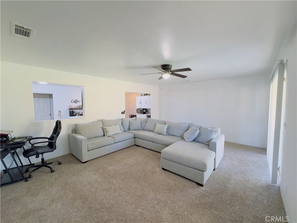 1009 S Elverta St, Visalia, CA 93292