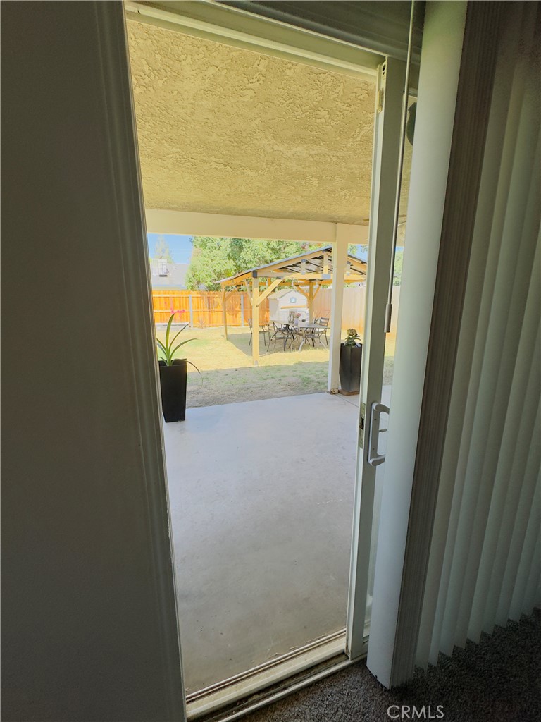 1009 S Elverta St, Visalia, CA 93292