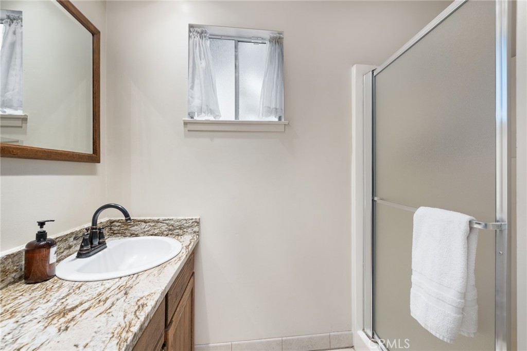 39165 Ski Slope, Bass Lake, CA 93604
