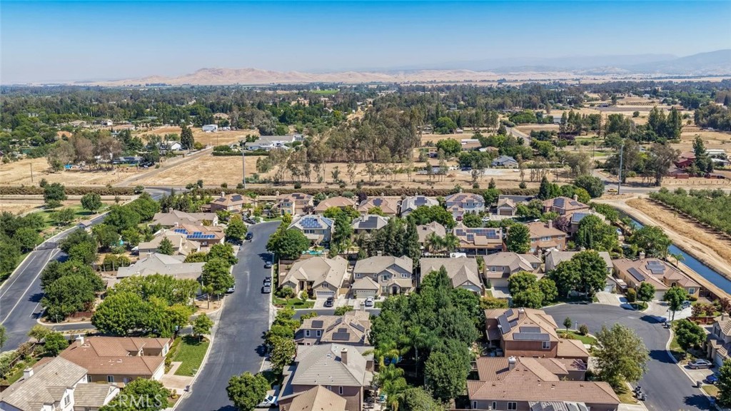 4683 N Arrow Ridge, Clovis, CA 93619