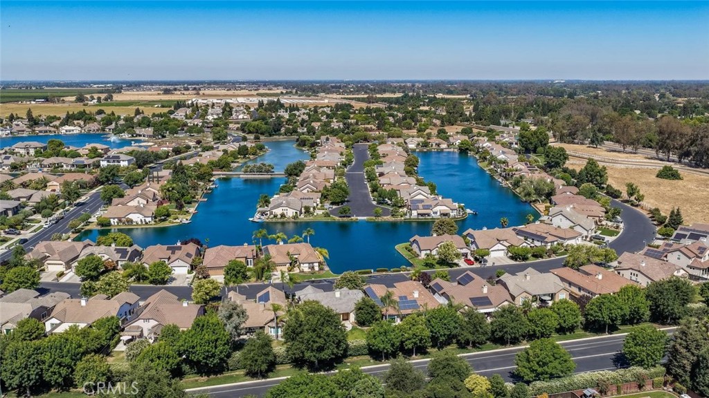 4683 N Arrow Ridge, Clovis, CA 93619