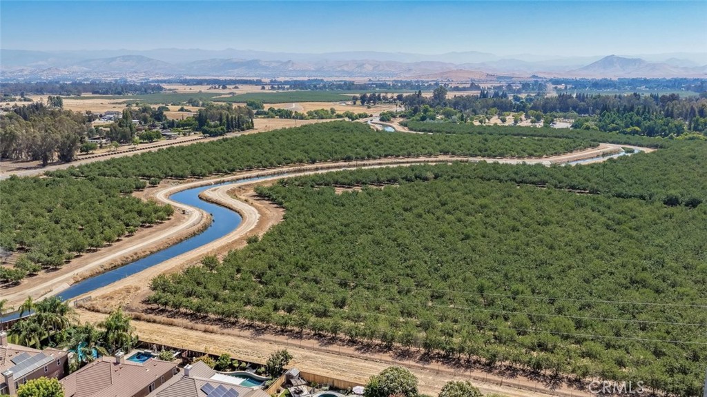 4683 N Arrow Ridge, Clovis, CA 93619