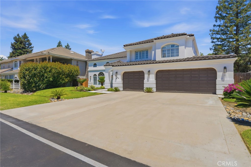 5622 W Prospect, Visalia, CA 93291
