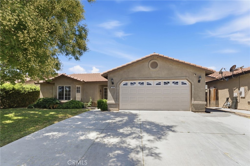 120 Arabian, Coalinga, CA 93210