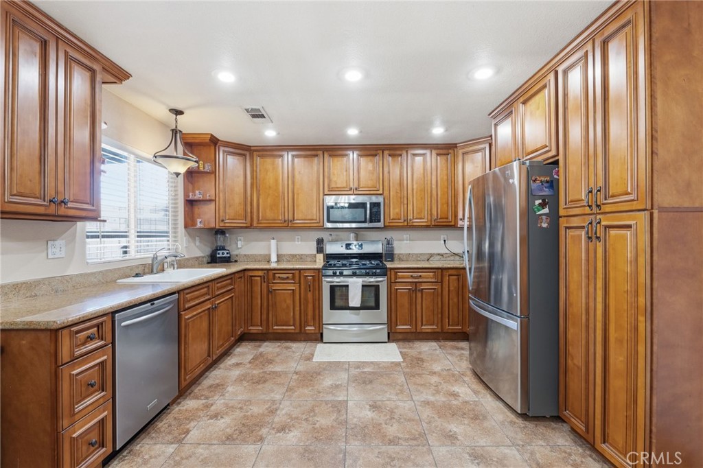 120 Arabian, Coalinga, CA 93210