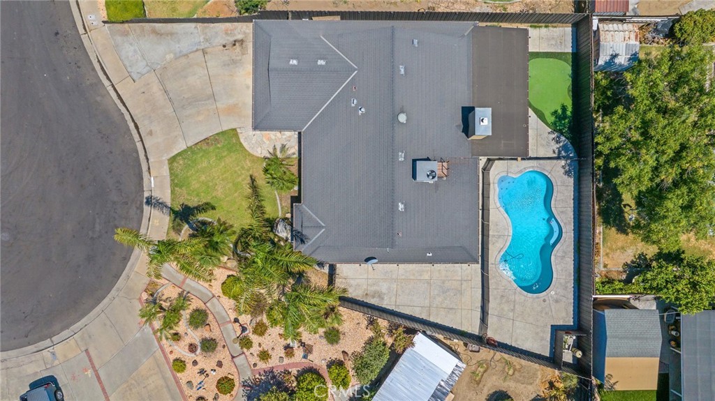 2175 Beechwood Ct, Hanford, CA 93230