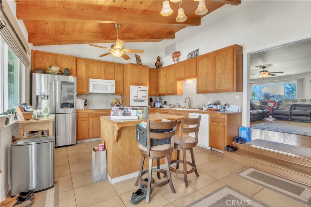 8043 Sunset Dr, Atwater, CA 95301