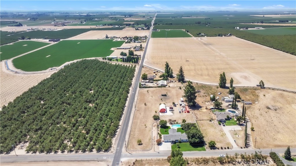 8043 Sunset Dr, Atwater, CA 95301