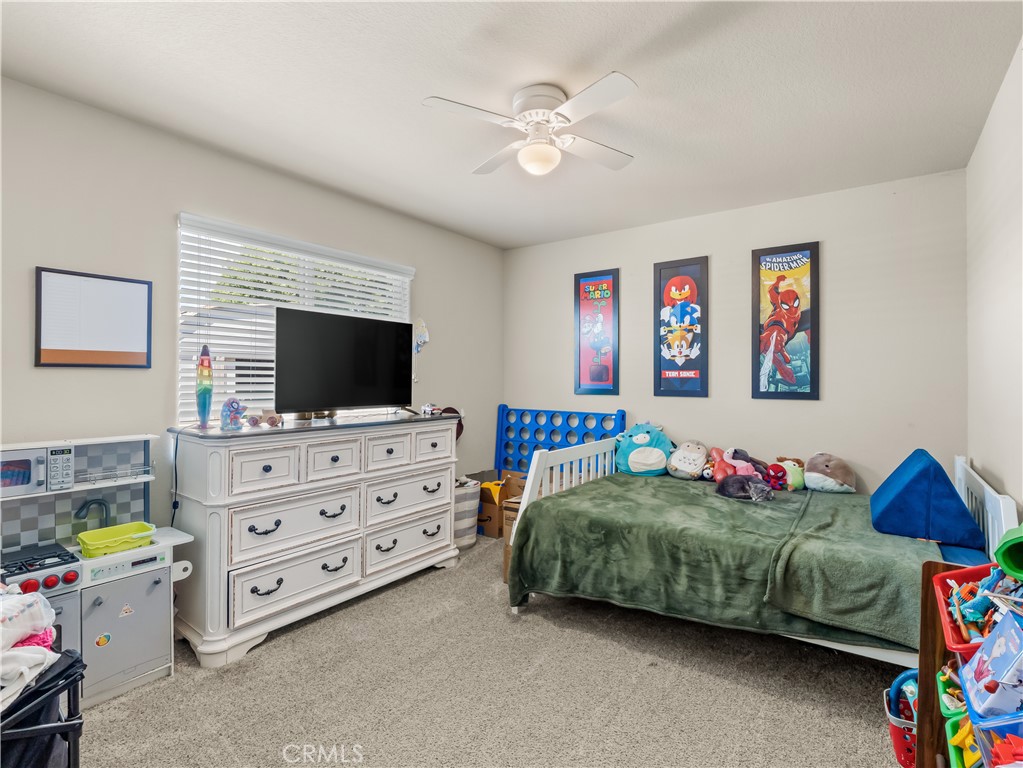391 Rosewood, Sanger, CA 93657