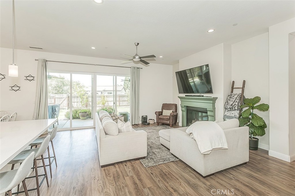 2193 E Kamm, Kingsburg, CA 93631