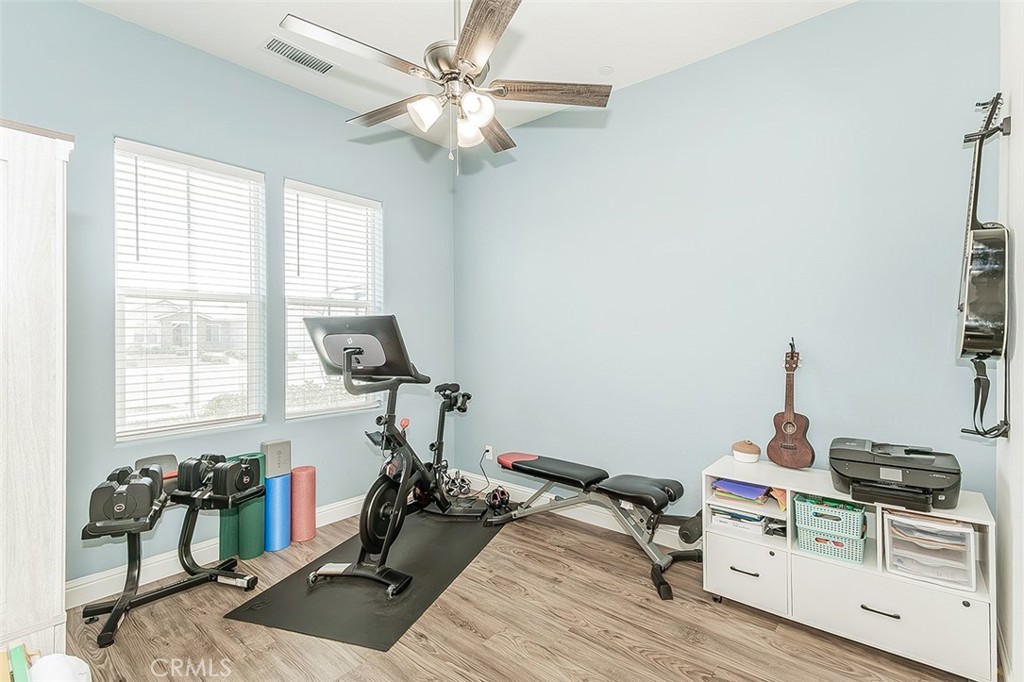 2193 E Kamm, Kingsburg, CA 93631