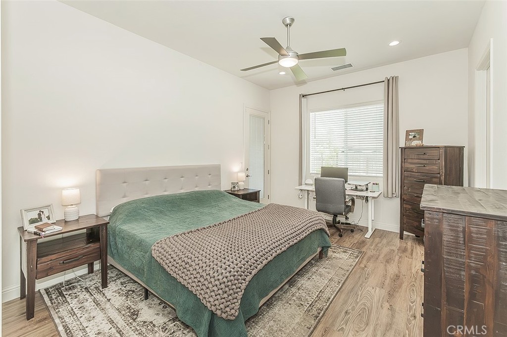 2193 E Kamm, Kingsburg, CA 93631