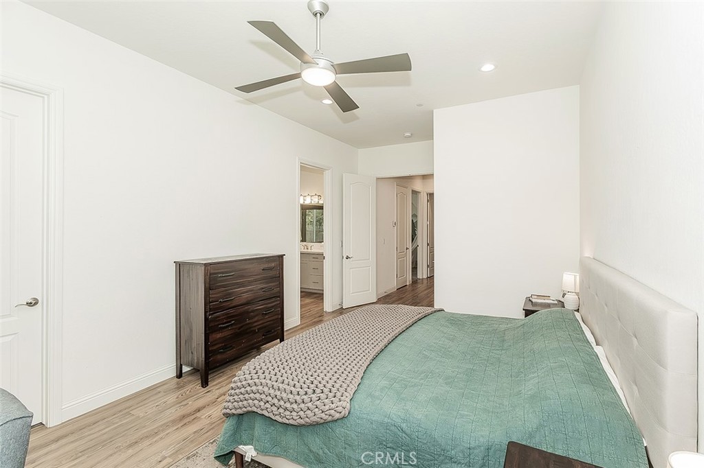 2193 E Kamm, Kingsburg, CA 93631