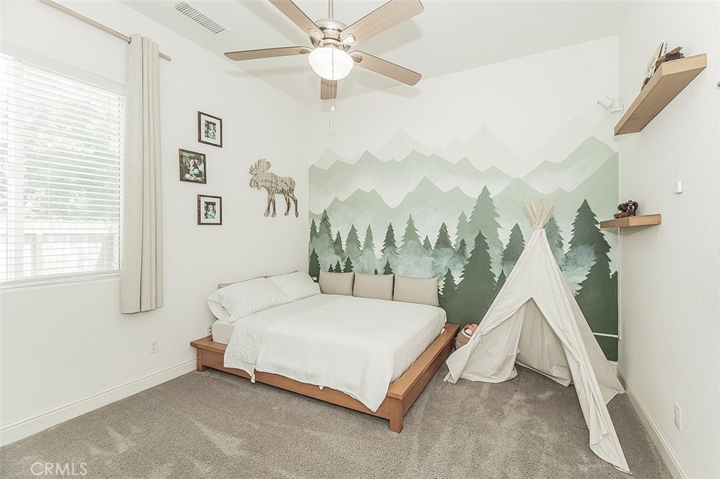 2193 E Kamm, Kingsburg, CA 93631