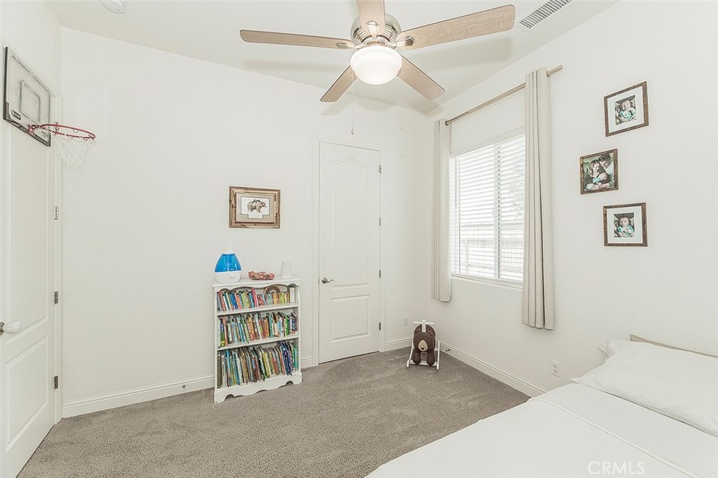 2193 E Kamm, Kingsburg, CA 93631