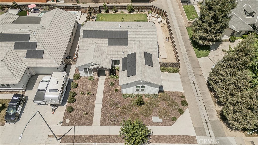 2193 E Kamm, Kingsburg, CA 93631