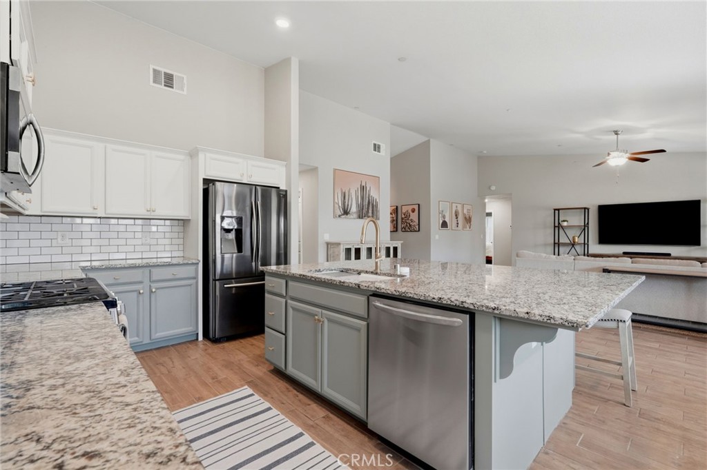 2257 W Mallard, Hanford, CA 93230