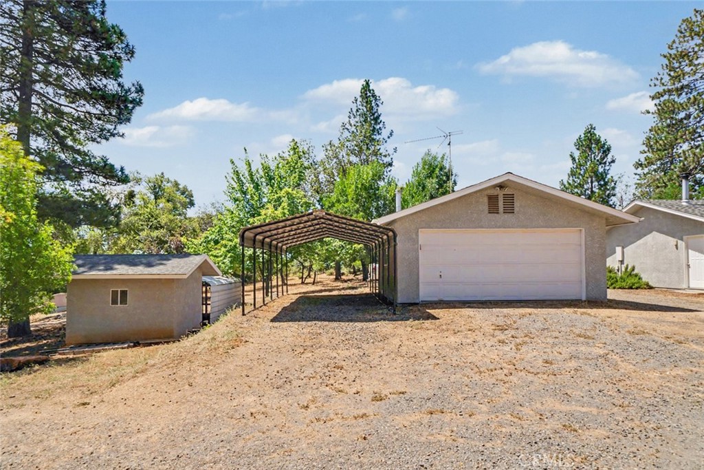 5627 Buckskin Rd, Mariposa, CA 95338