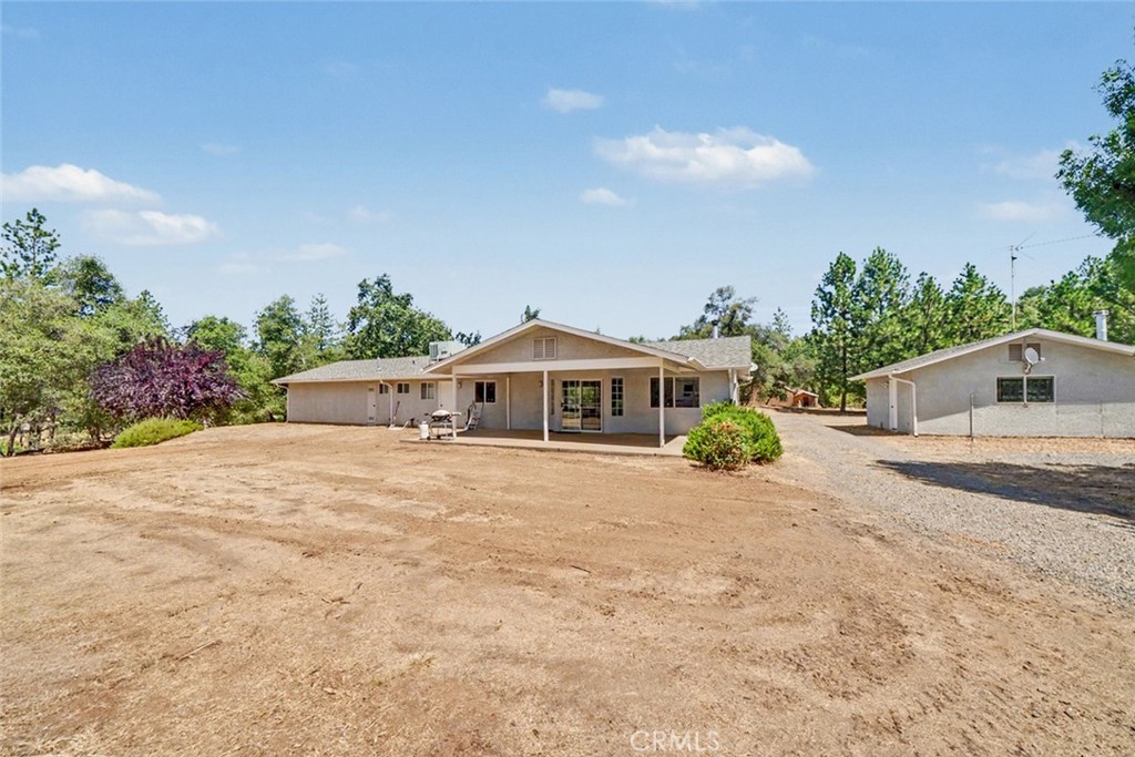5627 Buckskin Rd, Mariposa, CA 95338