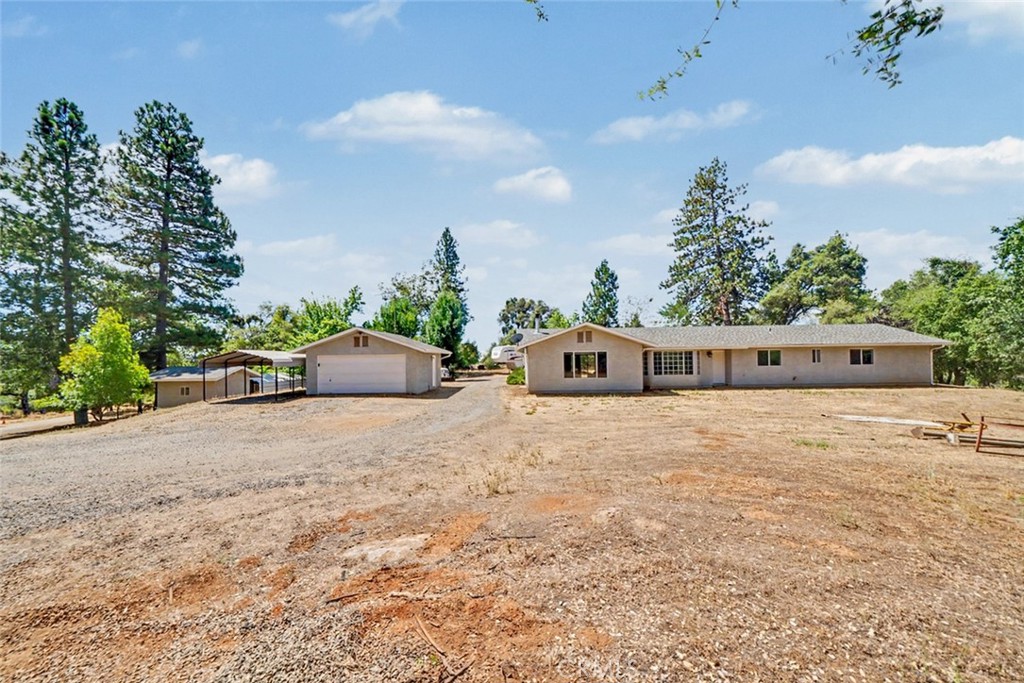 5627 Buckskin Rd, Mariposa, CA 95338