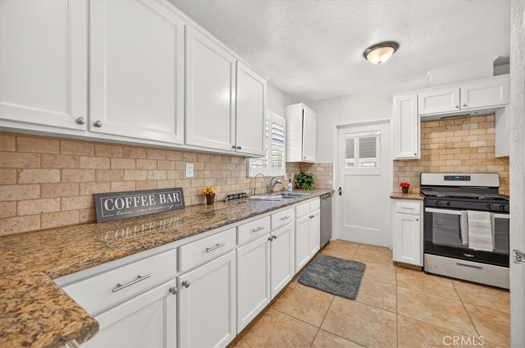256 N Sierra Vista, Fresno, CA 93702