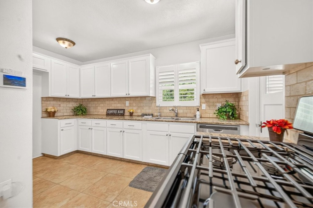 256 N Sierra Vista, Fresno, CA 93702