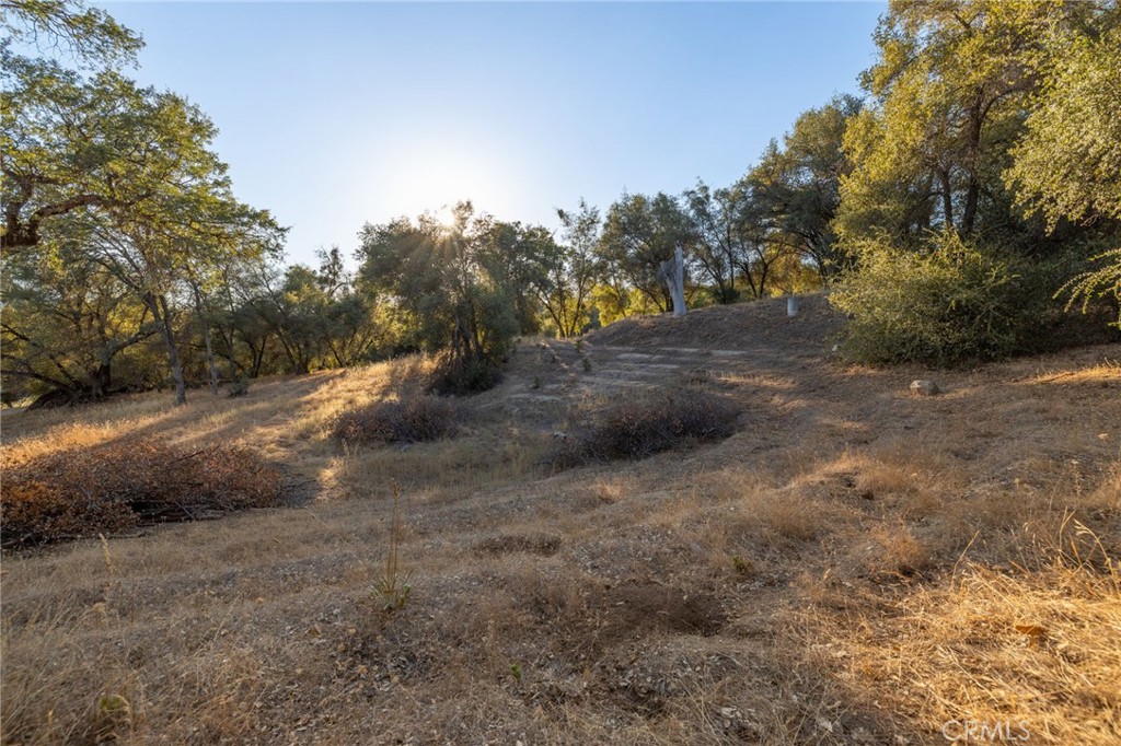 1 Junction Dr, Oakhurst, CA 93644